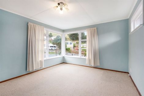 Photo of property in 57 Arahura Crescent, Waitangirua, Porirua, 5024