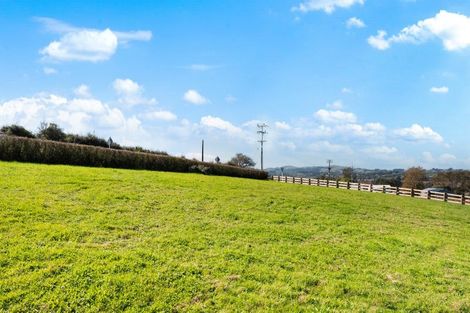 Photo of property in 4 Nandina Lane, Pukekohe, 2120