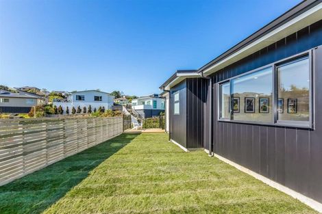 Photo of property in 6 Cartographer Way, Whitby, Porirua, 5024