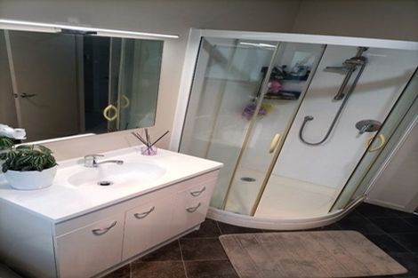 Photo of property in 14a Glen Road, Stokes Valley, Lower Hutt, 5019