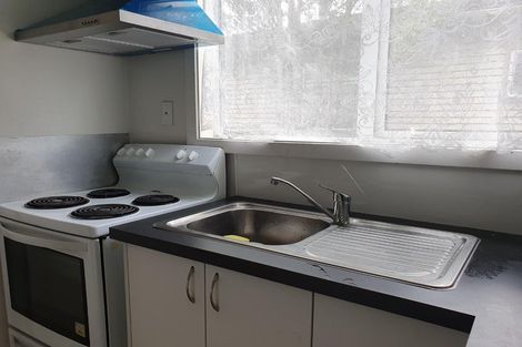 Photo of property in 40h Leighton Avenue, Waiwhetu, Lower Hutt, 5010