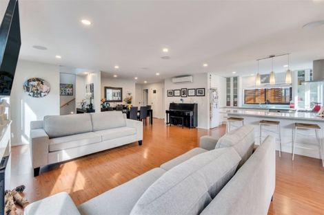 Photo of property in 7a Roberts Road, Te Atatu South, Auckland, 0610