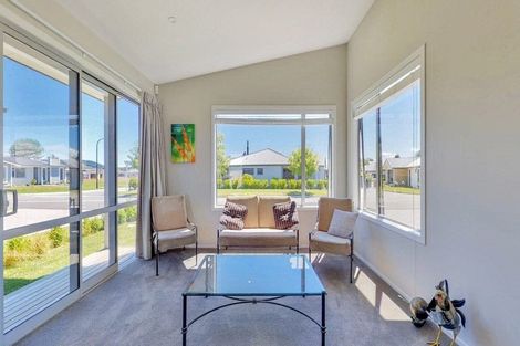Photo of property in 19 Noumea Drive, Rangatira Park, Taupo, 3330