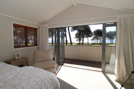 Photo of property in 800 Matarangi Drive, Matarangi, Whitianga, 3592