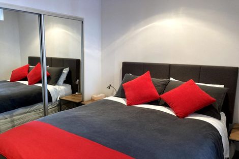 Photo of property in Atrium Towers, 6a/154 The Terrace, Wellington Central, Wellington, 6011