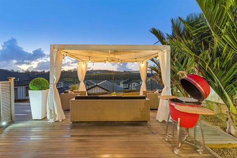 Photo of property in 19 Turutu Place, Long Bay, Auckland, 0630