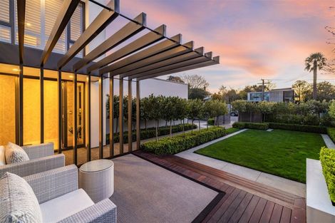 Photo of property in 14a Jacksons Road, Merivale, Christchurch, 8014