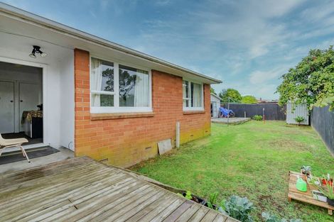 Photo of property in 92 Chingford Close, Mangere, Auckland, 2022