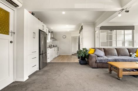 Photo of property in 116a Main South Road, Green Island, Dunedin, 9018