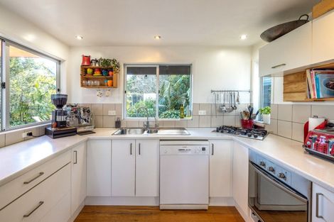 Photo of property in 3 George Street, Surfdale, Waiheke Island, 1081