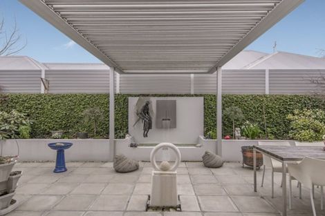 Photo of property in 76a Glandovey Road, Fendalton, Christchurch, 8052