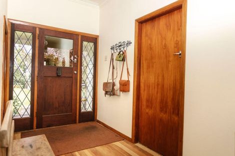 Photo of property in 3 King Street, Dannevirke, 4930