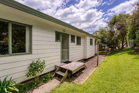 Photo of property in 12a Delshaw Avenue, Stanmore Bay, Whangaparaoa, 0932