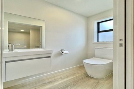 Photo of property in 8 Te Ara O Ralph Olsen, Wainuiomata, Lower Hutt, 5014