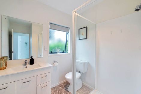 Photo of property in 50a Killarney Avenue, Torbay, Auckland, 0630