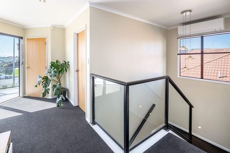 Photo of property in 106 Pacific Drive, Fitzherbert, Palmerston North, 4410