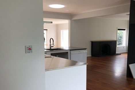 Photo of property in 317 River Road, Claudelands, Hamilton, 3214