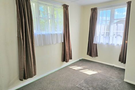 Photo of property in 3 Reuben Grove, Naenae, Lower Hutt, 5011