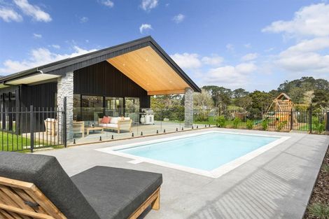 Photo of property in 114 Solan Drive, Waimauku, 0812