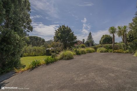Photo of property in 35 Whiritoa Beach Road, Whiritoa, Whangamata, 3691