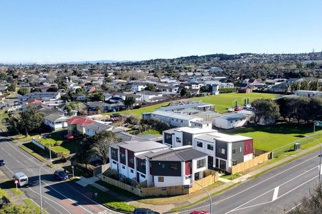 Photo of property in 118 Hyperion Drive, Randwick Park, Auckland, 2105