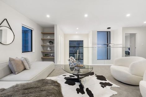 Photo of property in 35a Corunna Road, Milford, Auckland, 0620