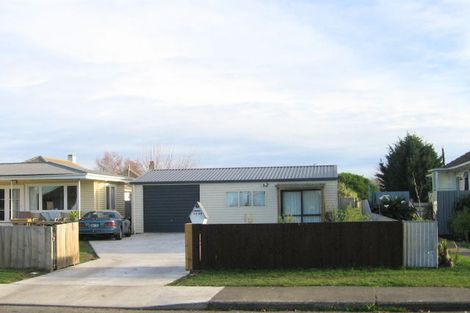 Photo of property in 1239 Cunningham Crescent, Mayfair, Hastings, 4122
