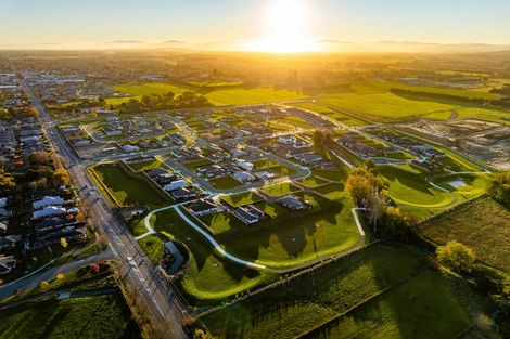 Photo of property in 6 Cam Mill Place, Rangiora, 7400