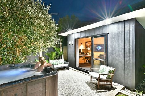 Photo of property in 73 The Circle, Manly, Whangaparaoa, 0930