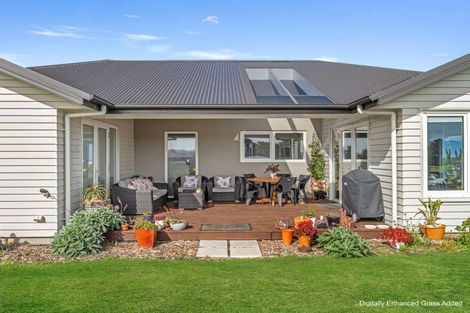 Photo of property in 12 Longbeach Drive, Castlecliff, Whanganui, 4501