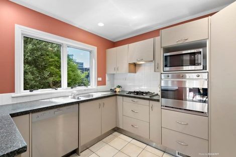 Photo of property in 13/28 Hobson Street, Thorndon, Wellington, 6011