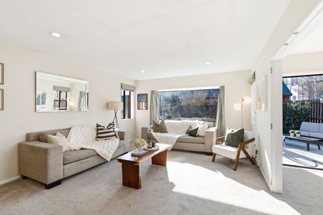 Photo of property in 3/118a Sawyers Arms Road, Northcote, Christchurch, 8052