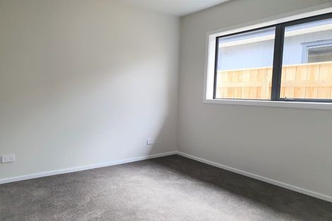 Photo of property in 1/1 Sutherland Avenue, Silverstream, Upper Hutt, 5019