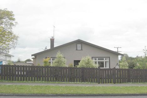 Photo of property in 979 Bank Street, Te Awamutu, 3800