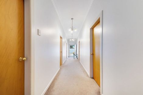 Photo of property in 3 Freyberg Avenue, Papatoetoe, Auckland, 2104