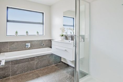 Photo of property in 137 Infinity Drive, Pegasus, 7612