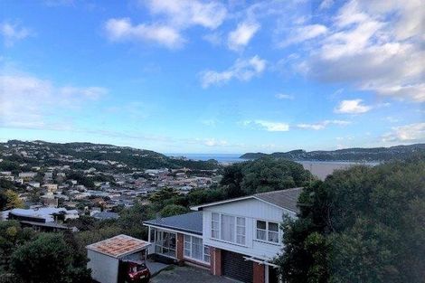 Photo of property in 21 Seatoun Heights Road, Miramar, Wellington, 6022