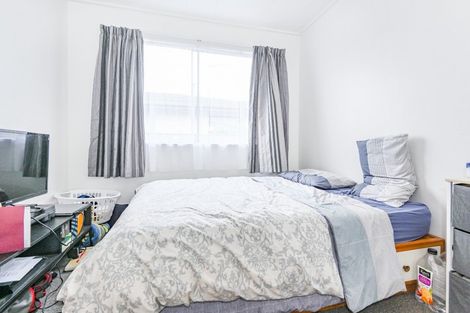 Photo of property in 209 King Street South, Hastings, 4122