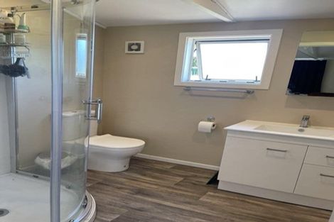 Photo of property in 68a Marae O Rehia Road, Karioitahi, Waiuku, 2683