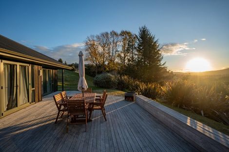 Photo of property in 11 Dalmore Way, Acacia Bay, Taupo, 3385