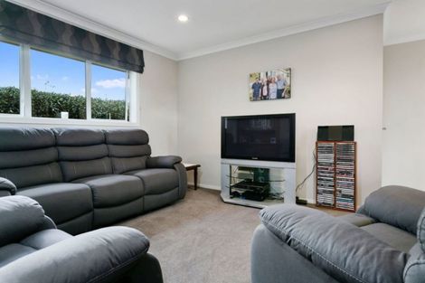 Photo of property in 23 Lilac Close, Cambridge, 3434