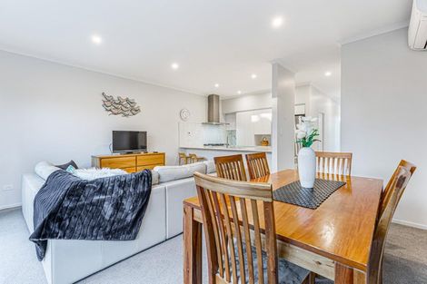 Photo of property in 7 Jagoda Road, Westgate, Auckland, 0614