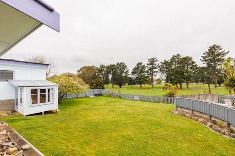 Photo of property in 27 Parkland Crescent, Terrace End, Palmerston North, 4410