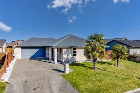 Photo of property in 3 Felicitas Grove, Aidanfield, Christchurch, 8025