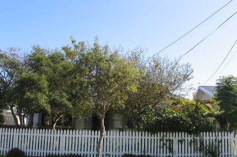 Photo of property in 7 Byron Street, Petone, Lower Hutt, 5012