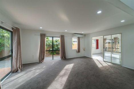Photo of property in 18 Kotare Street, Fendalton, Christchurch, 8041