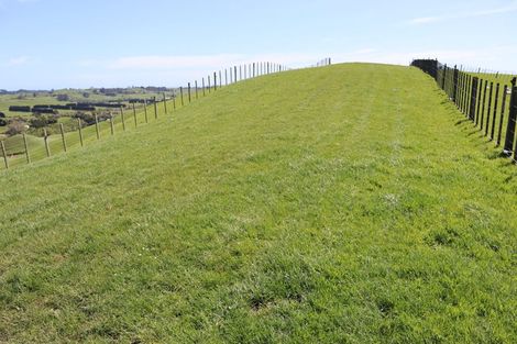 Photo of property in 98 Lincoln Road, Inglewood, 4389