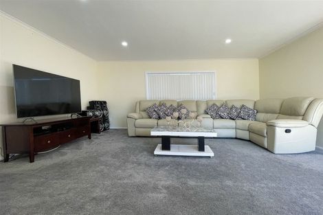 Photo of property in 24 Olive Crescent, Papatoetoe, Auckland, 2025