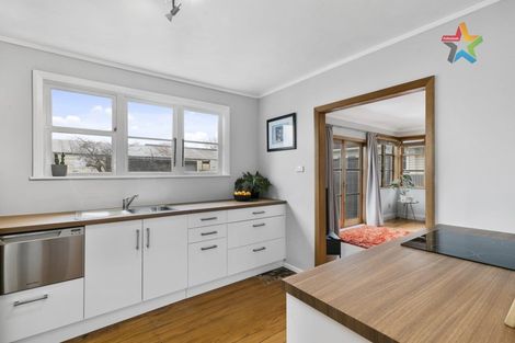 Photo of property in 97 Naenae Road, Naenae, Lower Hutt, 5011