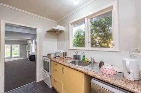 Photo of property in 22 Kotuku Street, Castlecliff, Whanganui, 4501